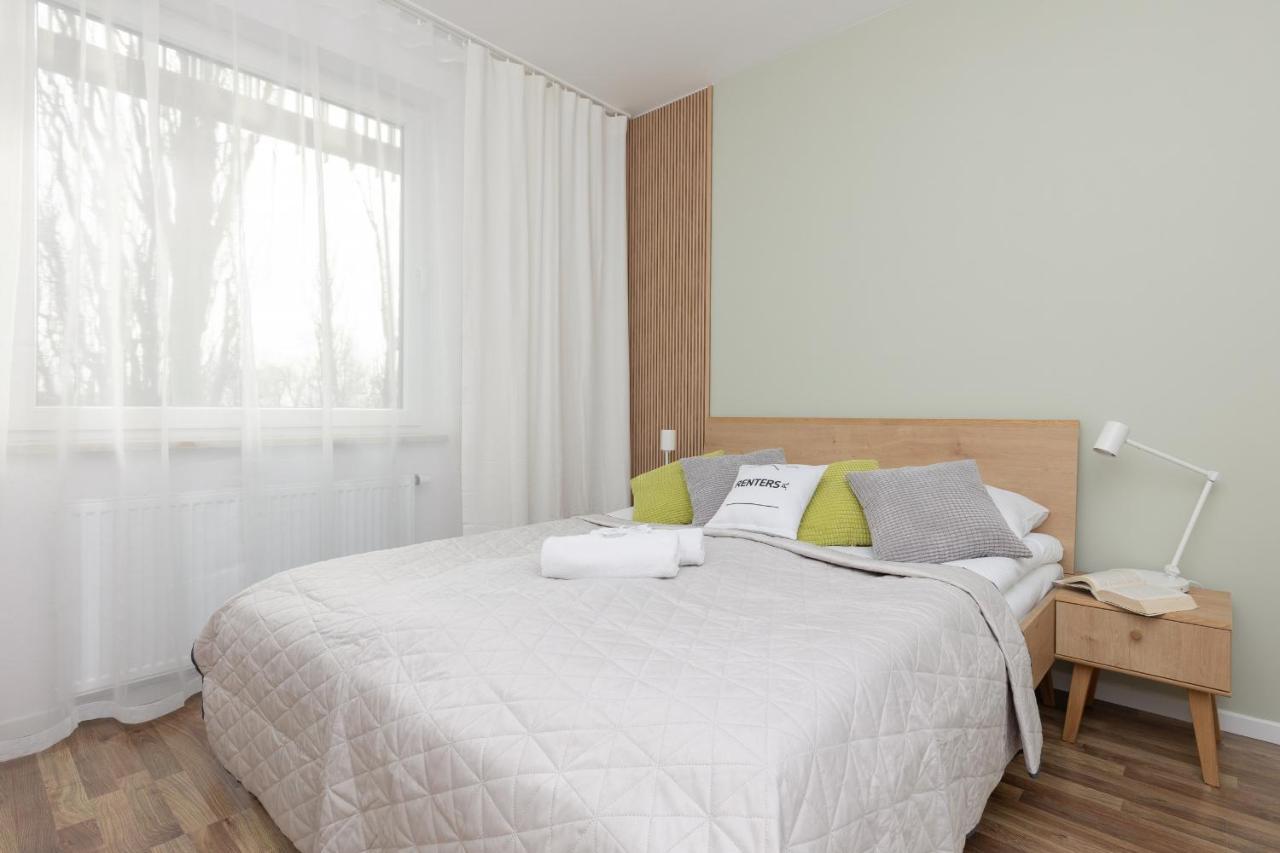 Stacja Wola Apartments With Parking By Noclegi Renters Warszawa Exteriör bild