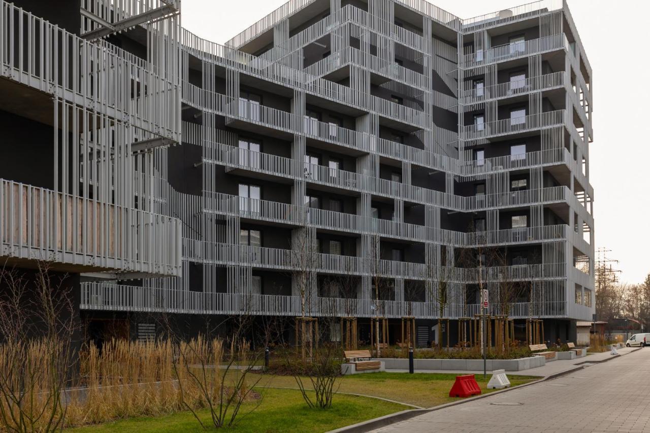 Stacja Wola Apartments With Parking By Noclegi Renters Warszawa Exteriör bild
