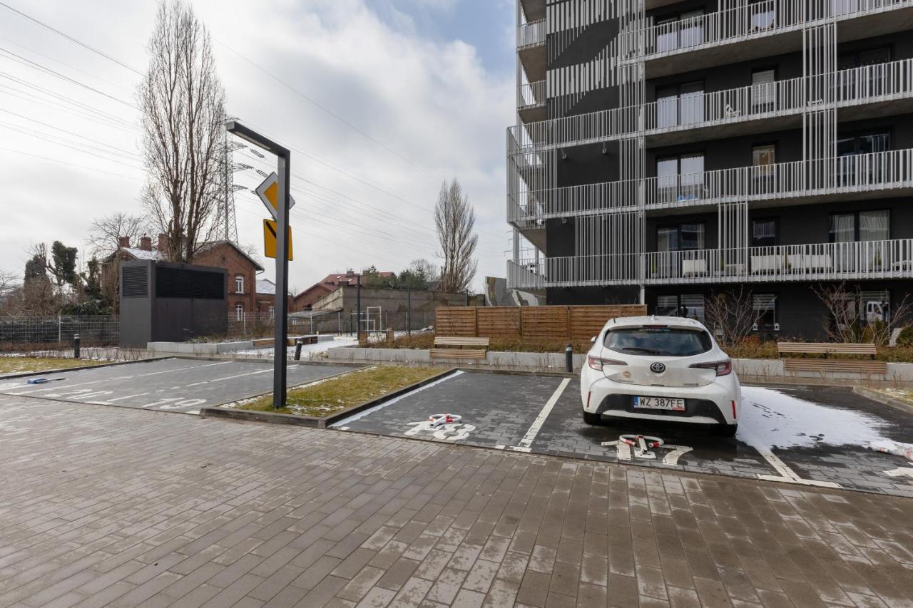 Stacja Wola Apartments With Parking By Noclegi Renters Warszawa Exteriör bild